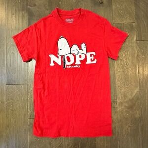 Peanuts‎ Snoopy "Nope Not Today" Red Graphic T-Shirt Unisex Size S